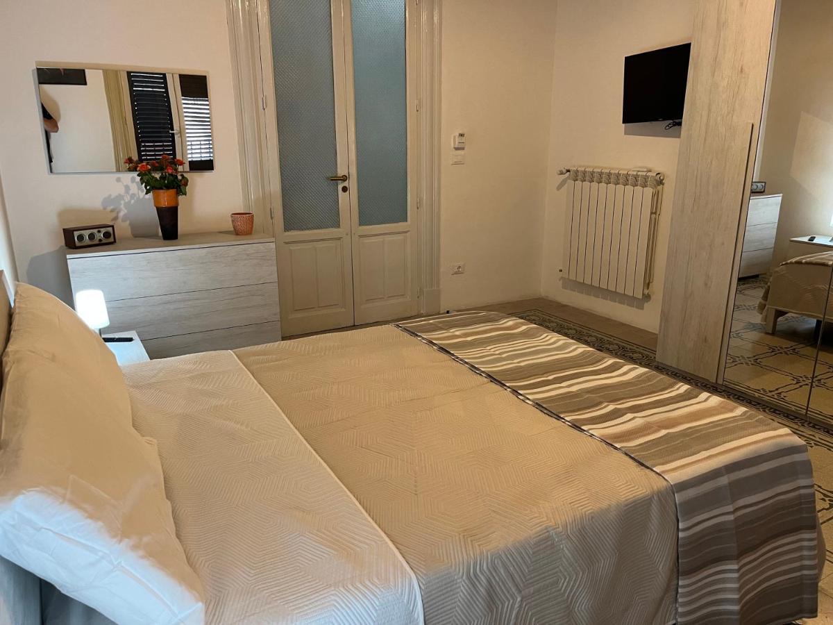 Spyda Appartement Palermo Buitenkant foto